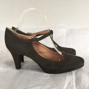 Ballerina Olive Green Retro Suede T-strap Wingtip Platform Pump - Size 39  8.5
